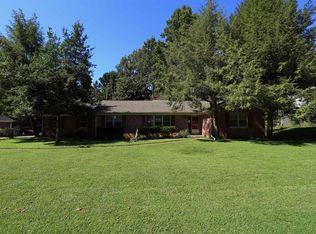 4004 Mayflower Ln, Lexington, KY 40504