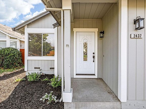 4th image of 2437 Lemur Street