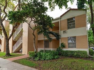 8242 NW 24th St #8242, Pompano Beach, FL 33065