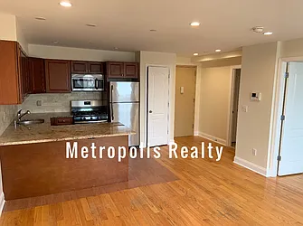 Rented by Metropolis International Realty Inc.