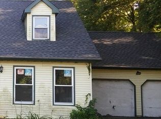 664 Eychaner Rd, Esmond, IL 60129