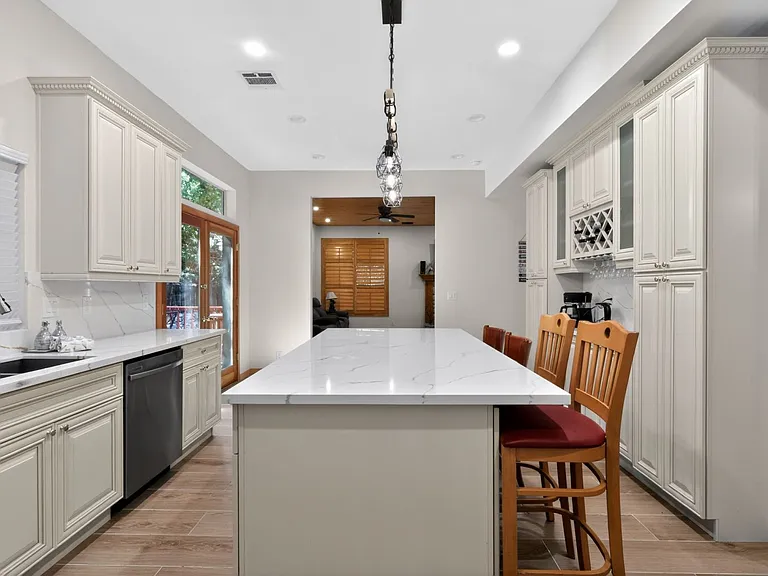 1401 Zion Way — Photo 12