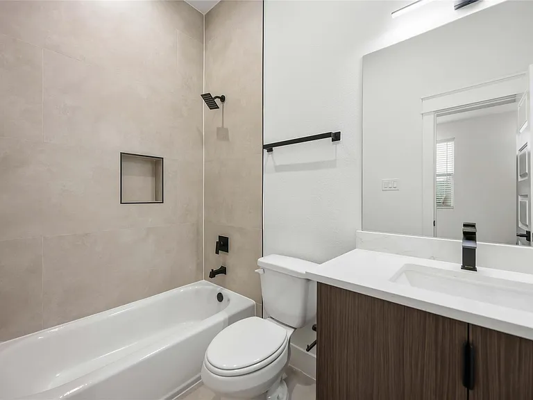 6627 Katarani Dr — Photo 18