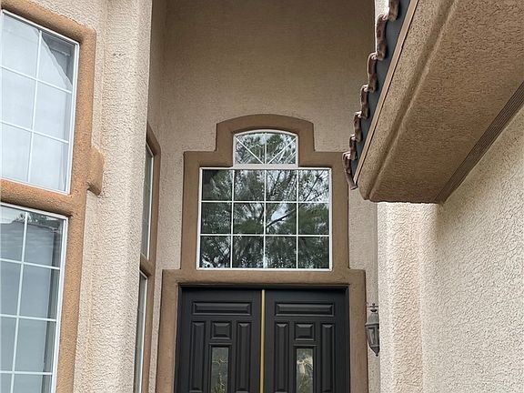 2nd image of 10674 San Bellacova Ct