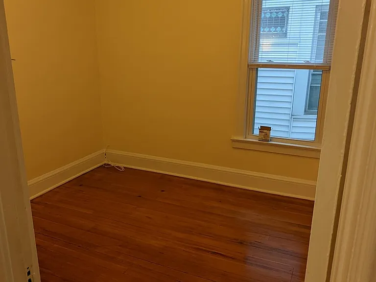 61 S Pine Ave #1 — Photo 14