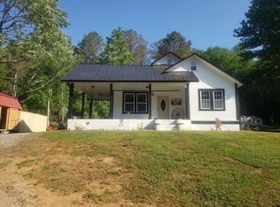 5842 Us Highway 64 W, Brasstown, NC 28902