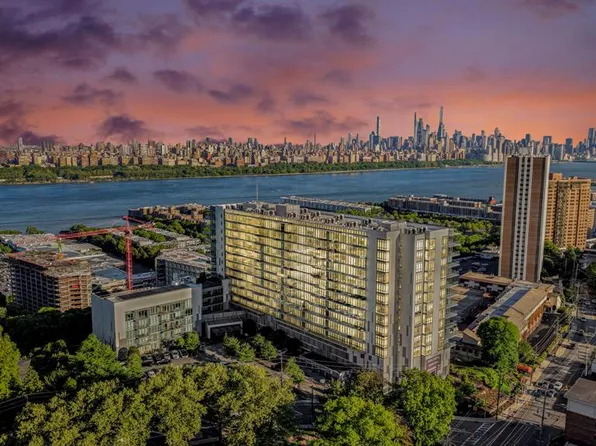 320 Adolphus Ave Unit 219, Cliffside Park, NJ 07010