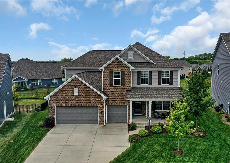 1st image of 757 Ascot Farm Way