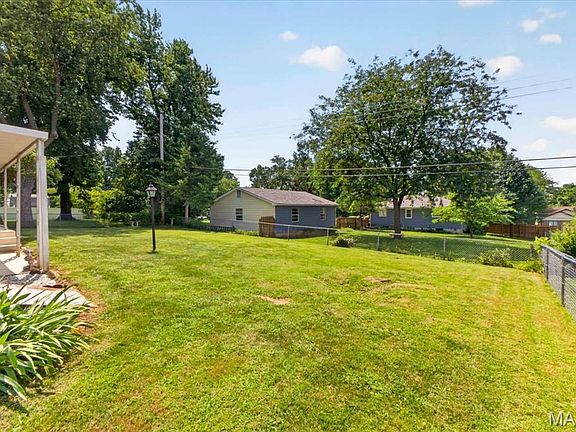 5th image of 1309 Clearview Dr