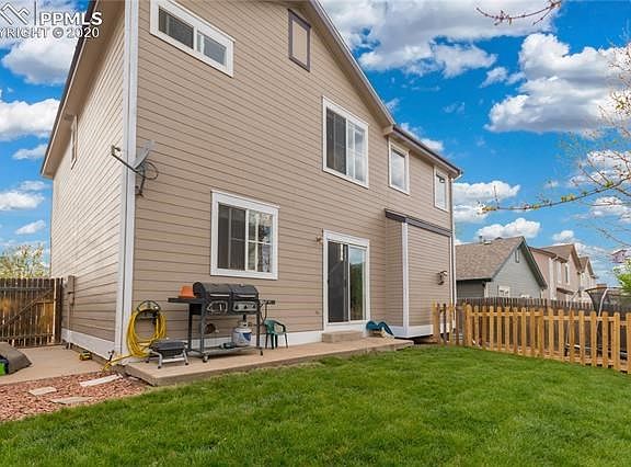 Brand new sodded back yard with dog run