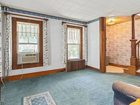 4th image of 88 Newton Ave