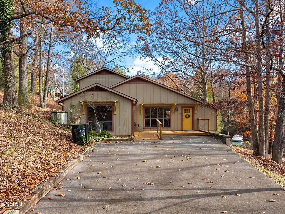 1st image of 1634 Spruce Dr