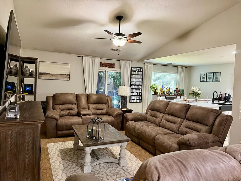5949 E Laurel Ave — Photo 5
