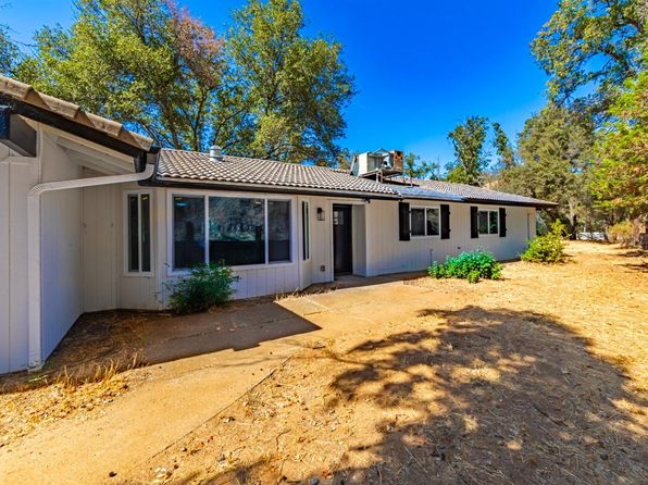 35680 Forest Dr, Coarsegold, CA 93614