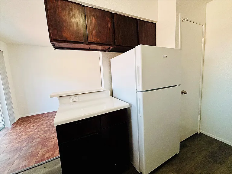 9201 Clarewood Dr #129 — Photo 7