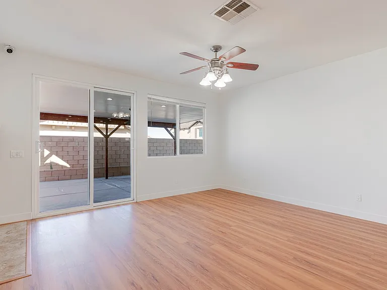 5059 Keston Dr — Photo 19