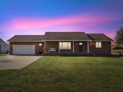 964 G Hwy #40, Pleasantville, IA, 50225
