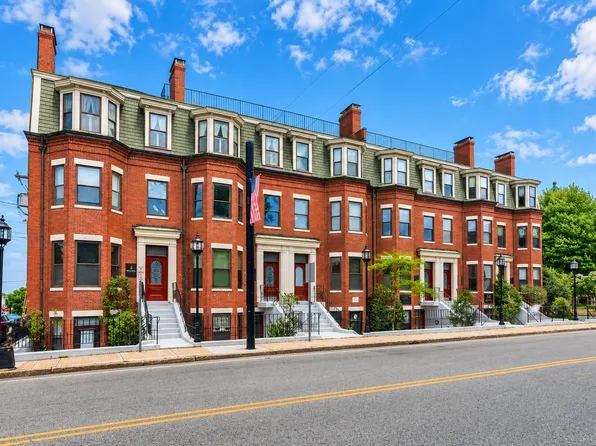 95 Court 19, Plymouth, MA 02360