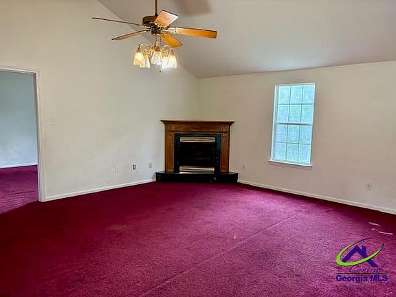 2nd image of 101 Emerald Ct