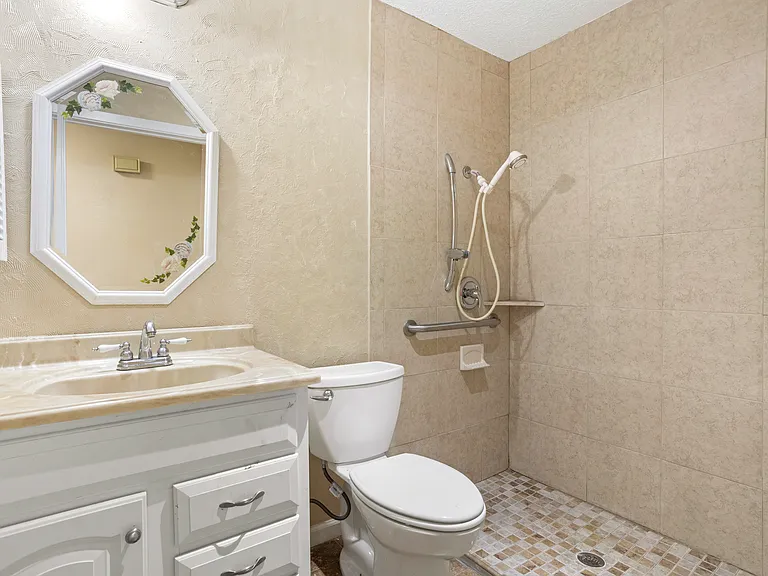 7254 Flaming Forest St — Photo 13