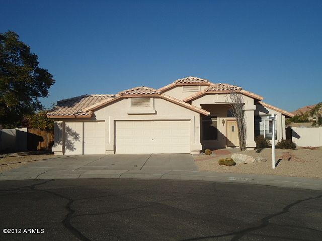 1st image of 12318 W Wilshire Dr
