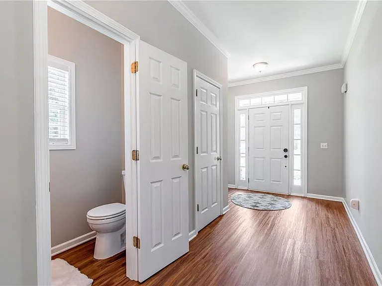 134 Lexington Parke Dr — Photo 5