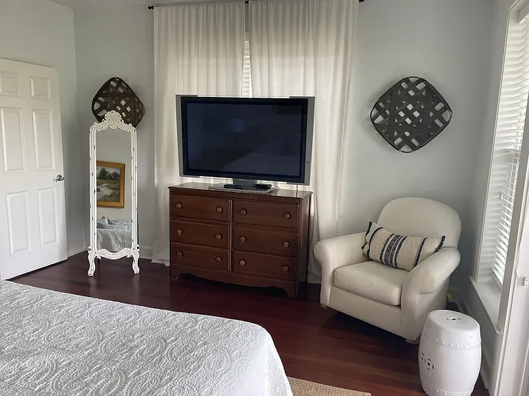 204 Michigan Ave #11 — Photo 9