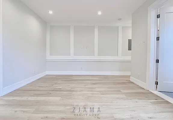 Rented by Zjama Realty Corp | media 12