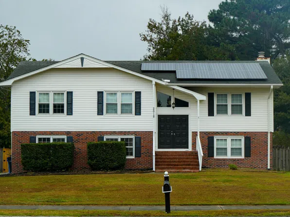 2618 Northwoods Drive, Jacksonville, NC 28540