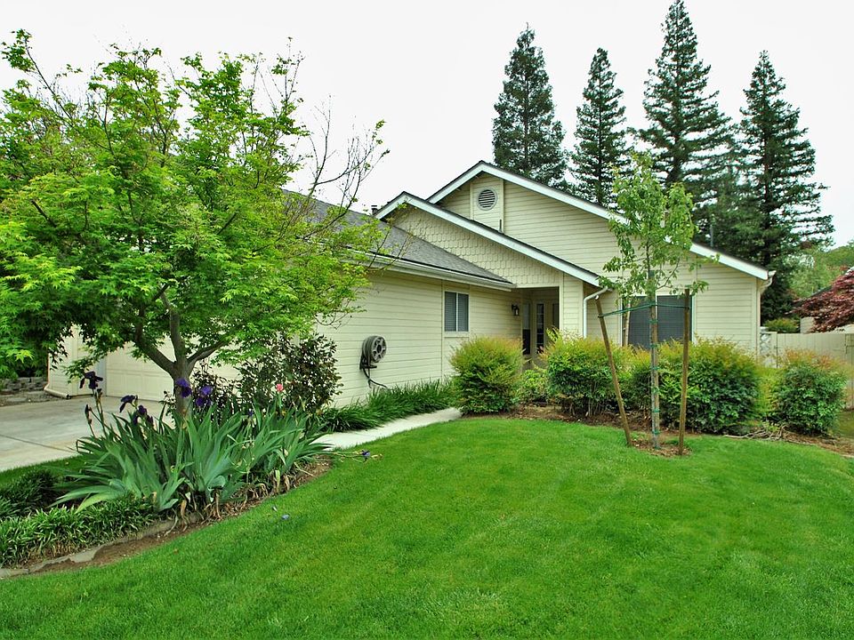 1st image of 9128 N Woodlawn Dr