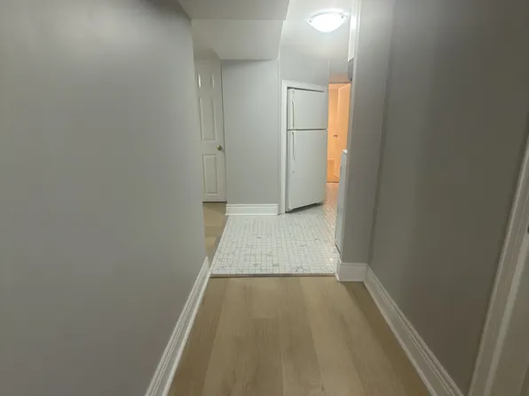 453 Paling Ave #Basement, Hamilton, ON L8H 5K3