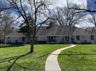 2801 W 67th St, Mission Hills, KS 66208