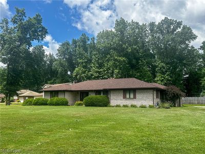 1060 Broadway Ave SE, Warren, OH, 44484