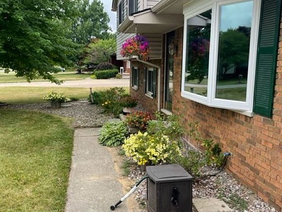2nd image of 55281 Ester Dr