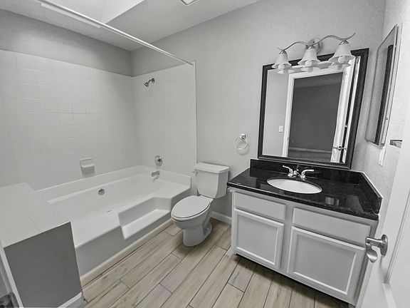 5th image of 9325 W Desert Inn Rd APT 278