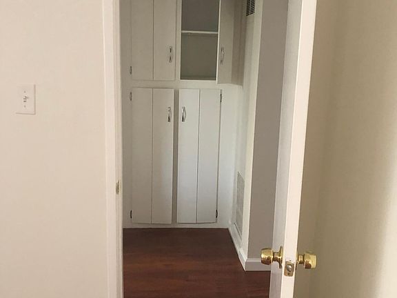 5th image of 1239 Stanford St #104