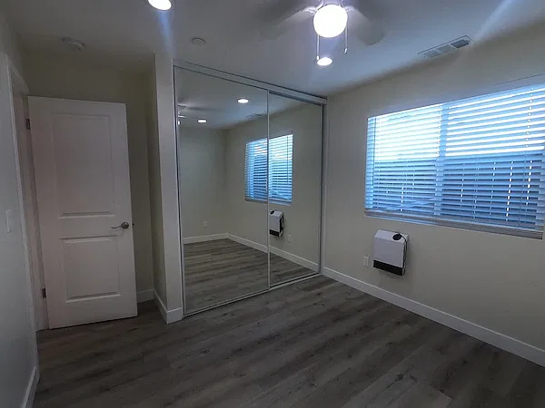 1 bed, 450 sqft, $1,700 — Photo 2