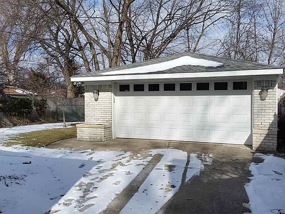 2nd image of 23349 Brookdale Blvd