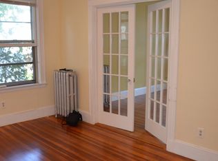 19 Elm St, Brookline, MA 02445