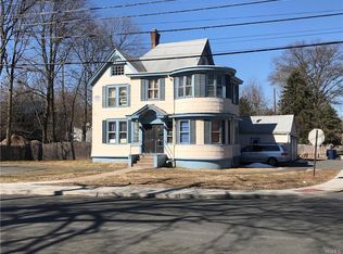 7 West St, Spring Valley, NY 10977