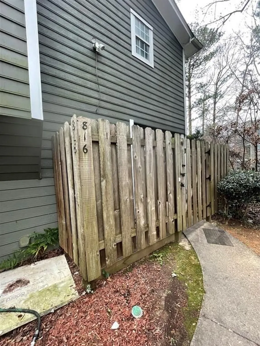 Building Photo - 816 Wuthering Way