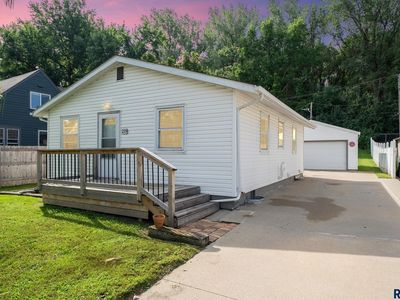 219 W Lotta St, Sioux Falls, SD, 57105