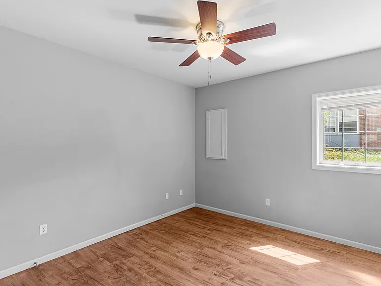 1616 Anthony St #101 — Photo 17