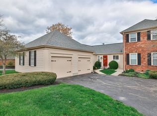 9 Friars Green Ct, Fairfield, OH 45014