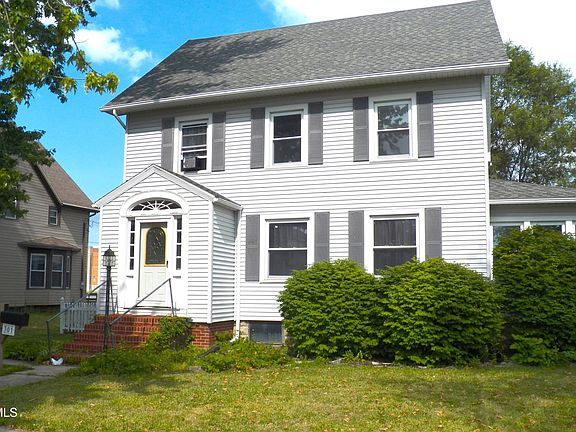 2nd image of 301 N Main St
