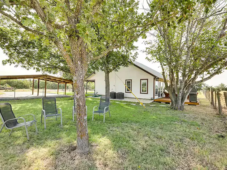 1616 County Road 463 — Photo 16