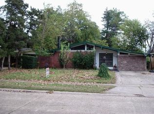 1316 Holiday Pl, Bossier City, LA 71112