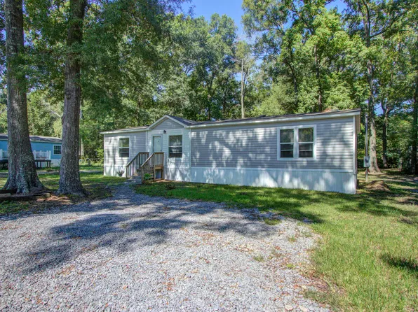 99 Schoonover Dr, Summerville, SC 29483