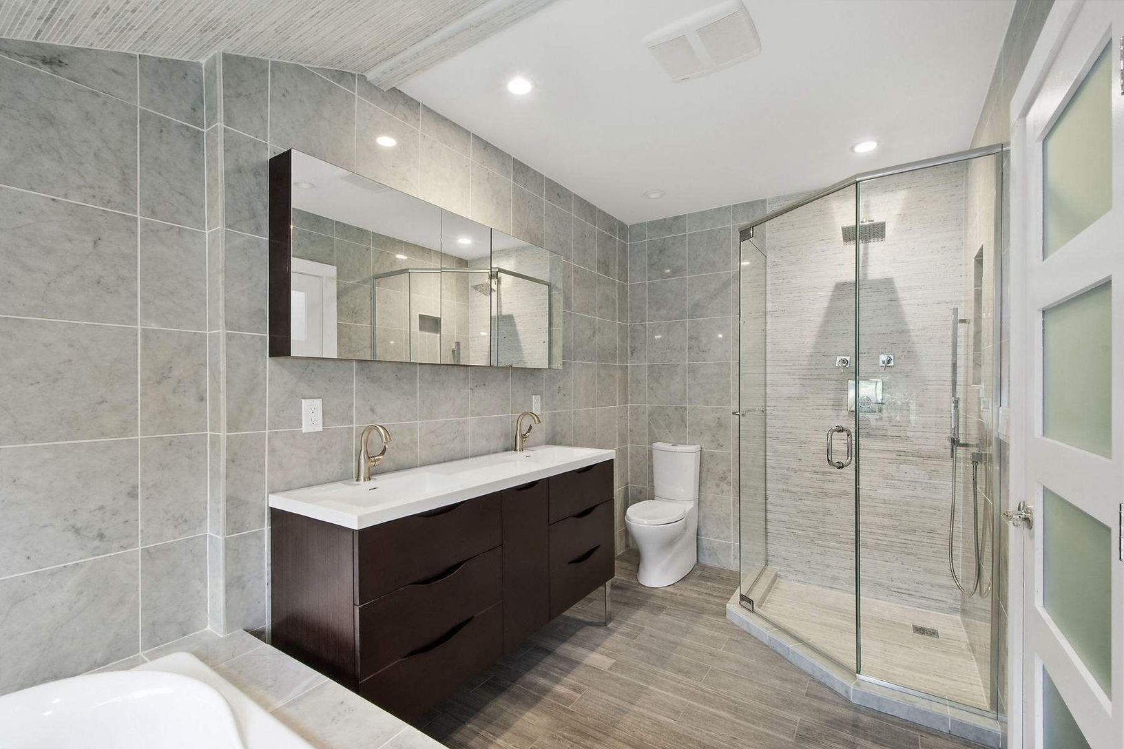  Primary to Rooftop Deck