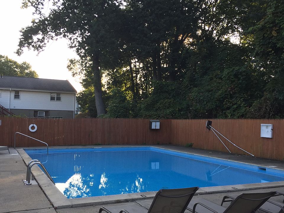 Lovely Dellwood Gardens Pool